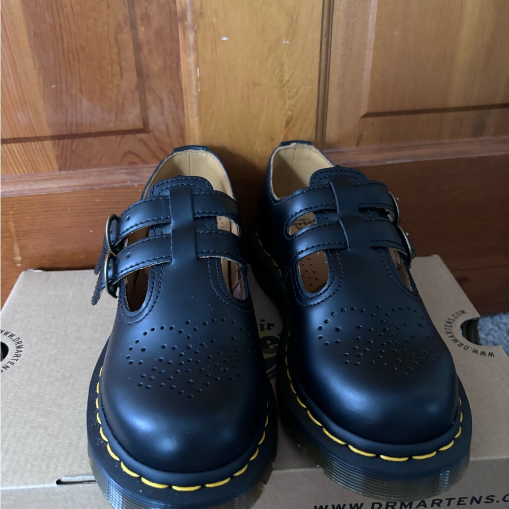 Dr.Martens Maryjane’s brand new never been worn in perfect condition!!